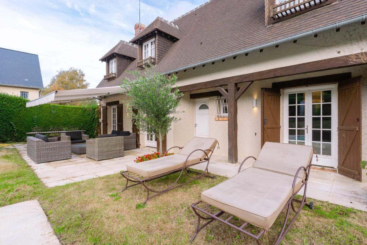 Norman House 160m2 With Pool At The Hippodrome Vakantiehuis *