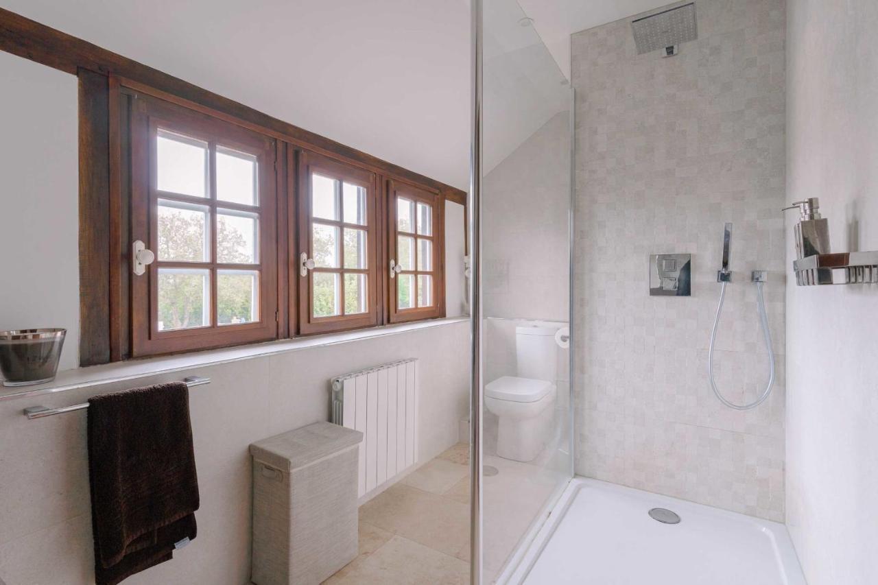 Vakantiehuis Norman House 160m2 With Pool At The Hippodrome *